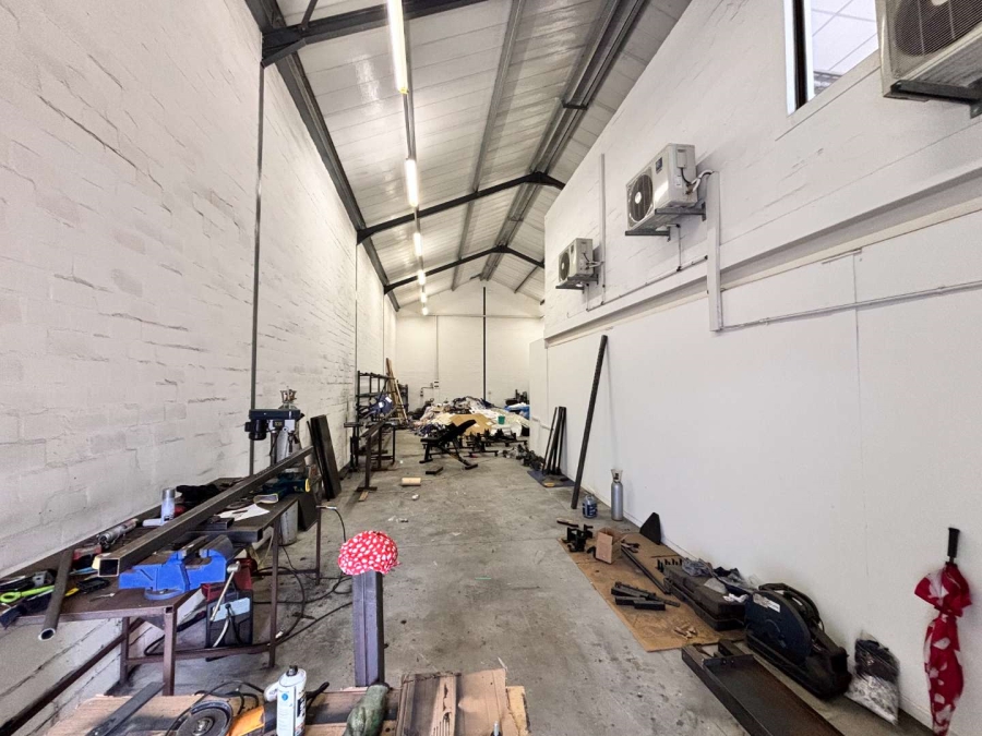 To Let commercial Property for Rent in Montague Gardens Western Cape